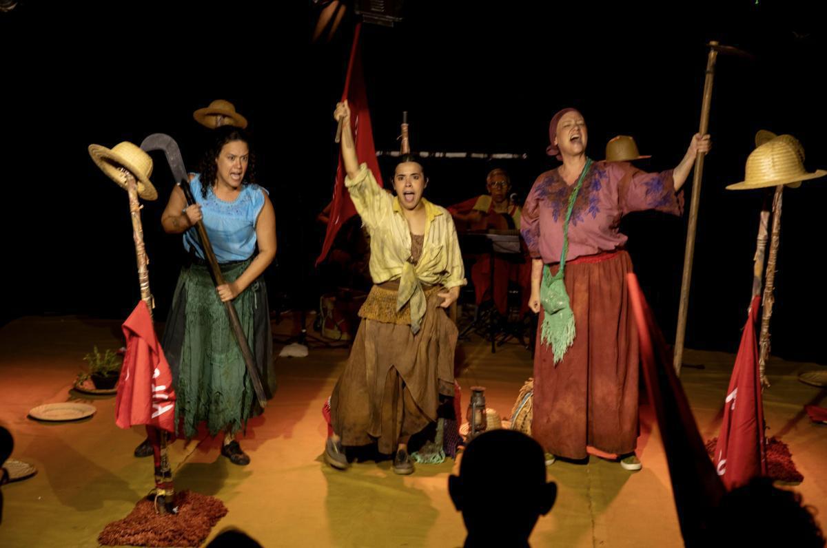 Teatro Carlos Câmara recebe programação gratuita até domingo (24) Teatro Carlos Câmara recebe programação gratuita até domingo (24)