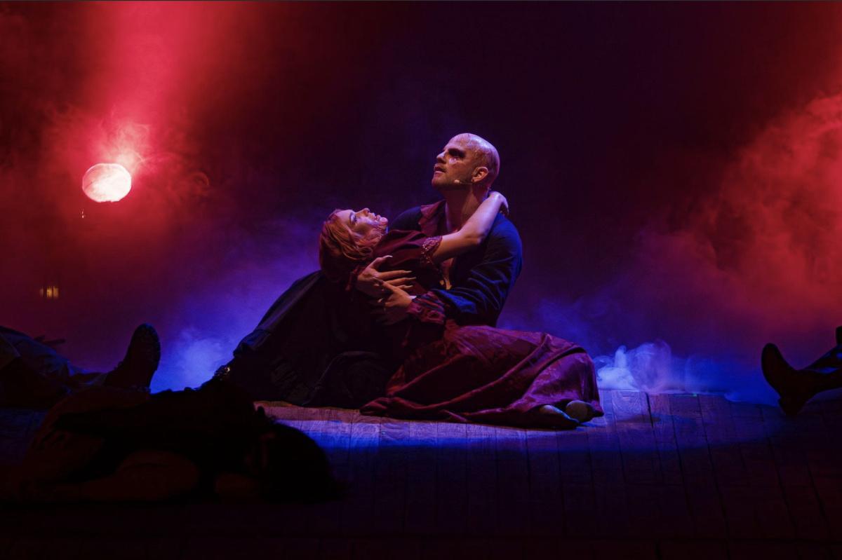 Drácula – A Lenda da Sombra chega ao Cineteatro São Luiz com sessão única em Fortaleza Drácula – A Lenda da Sombra chega ao Cineteatro São Luiz com sessão única em Fortaleza