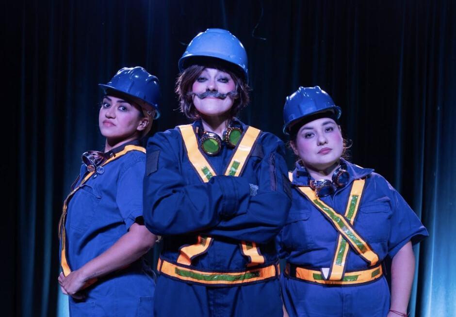 Espetáculo "Banheiro Irreverente" percorre Fortaleza, Aracati e Guaramiranga com apresentações gratuitas