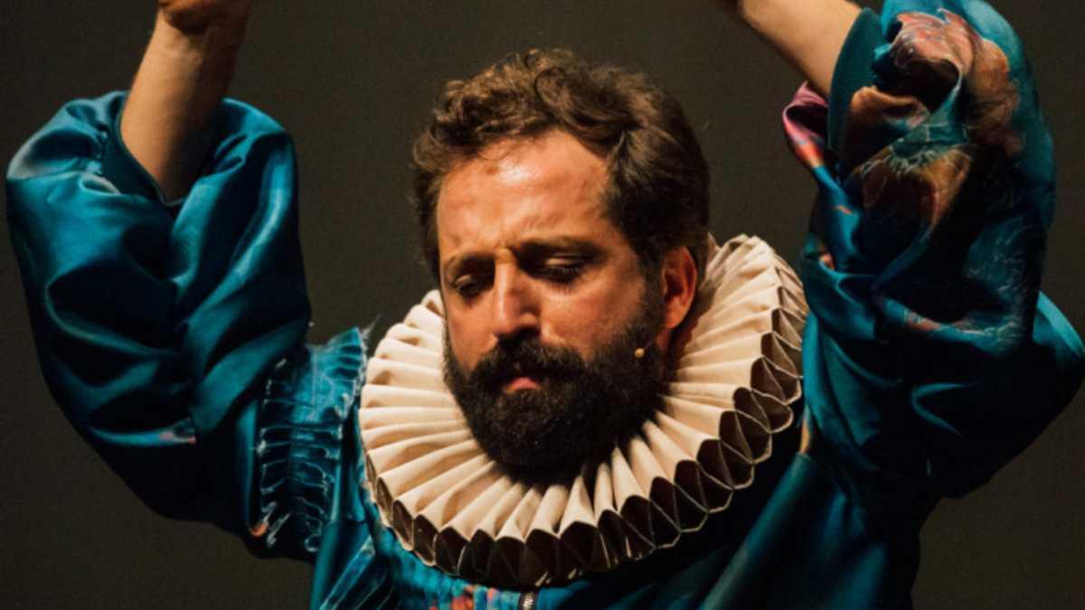 Gregório Duvivier apresenta o monólogo “O Céu da Língua” no Cineteatro São Luiz Gregório Duvivier apresenta o monólogo “O Céu da Língua” no Cineteatro São Luiz