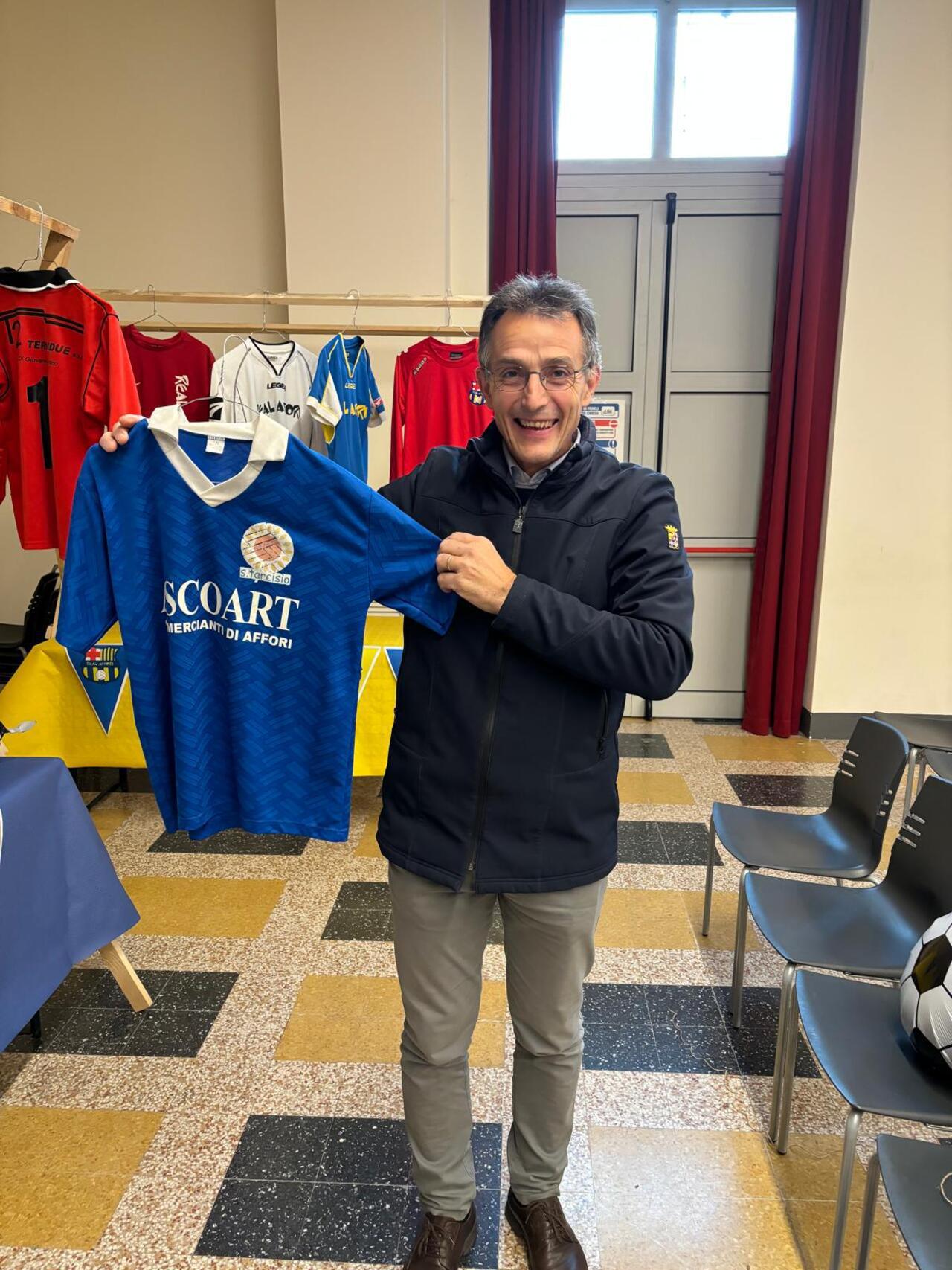 PHOTO-2024-12-12-09-07-08