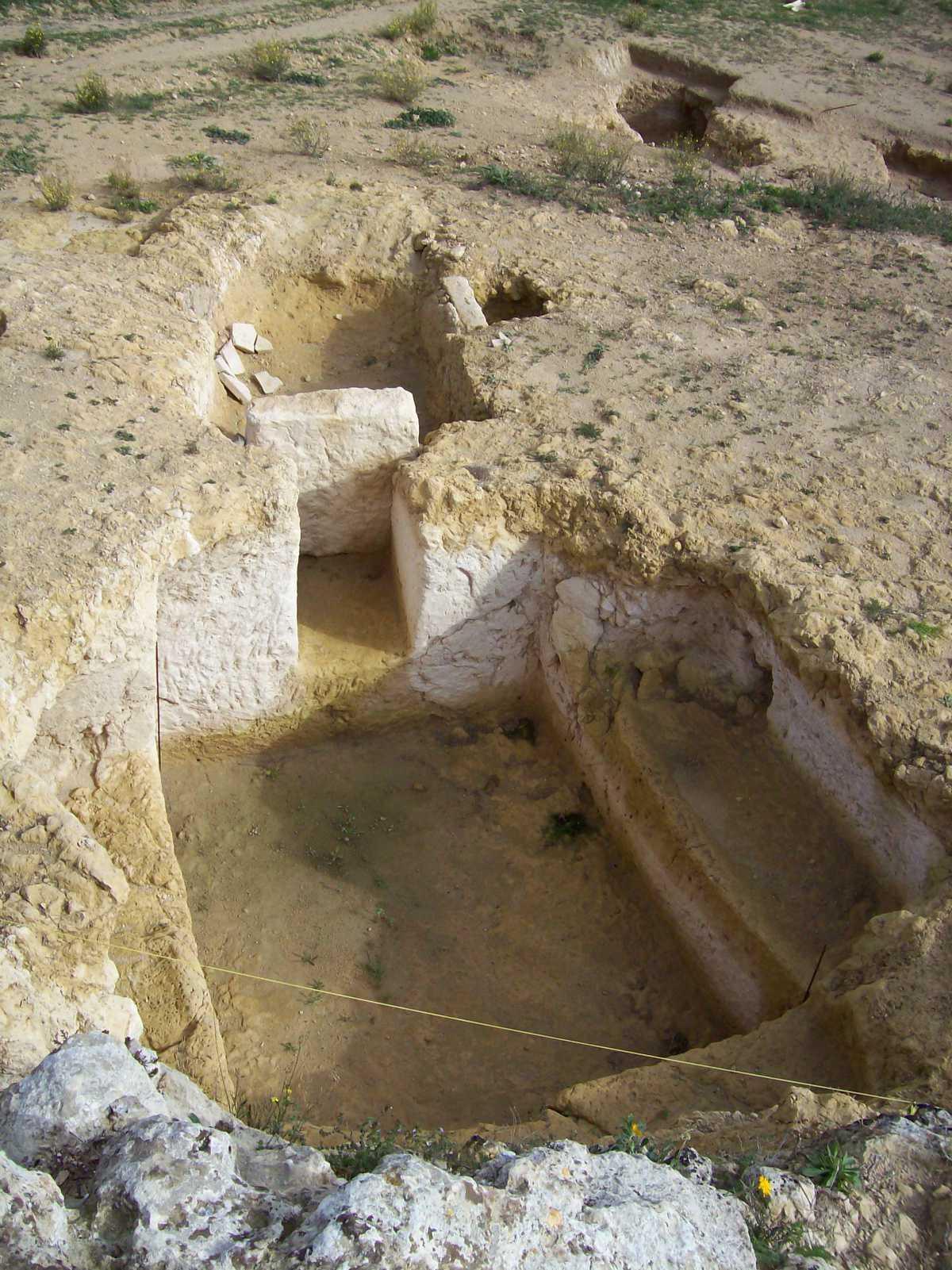 Parco Archeologico "V. Cannizzo" - Archaeological Park "V. Cannizzo"