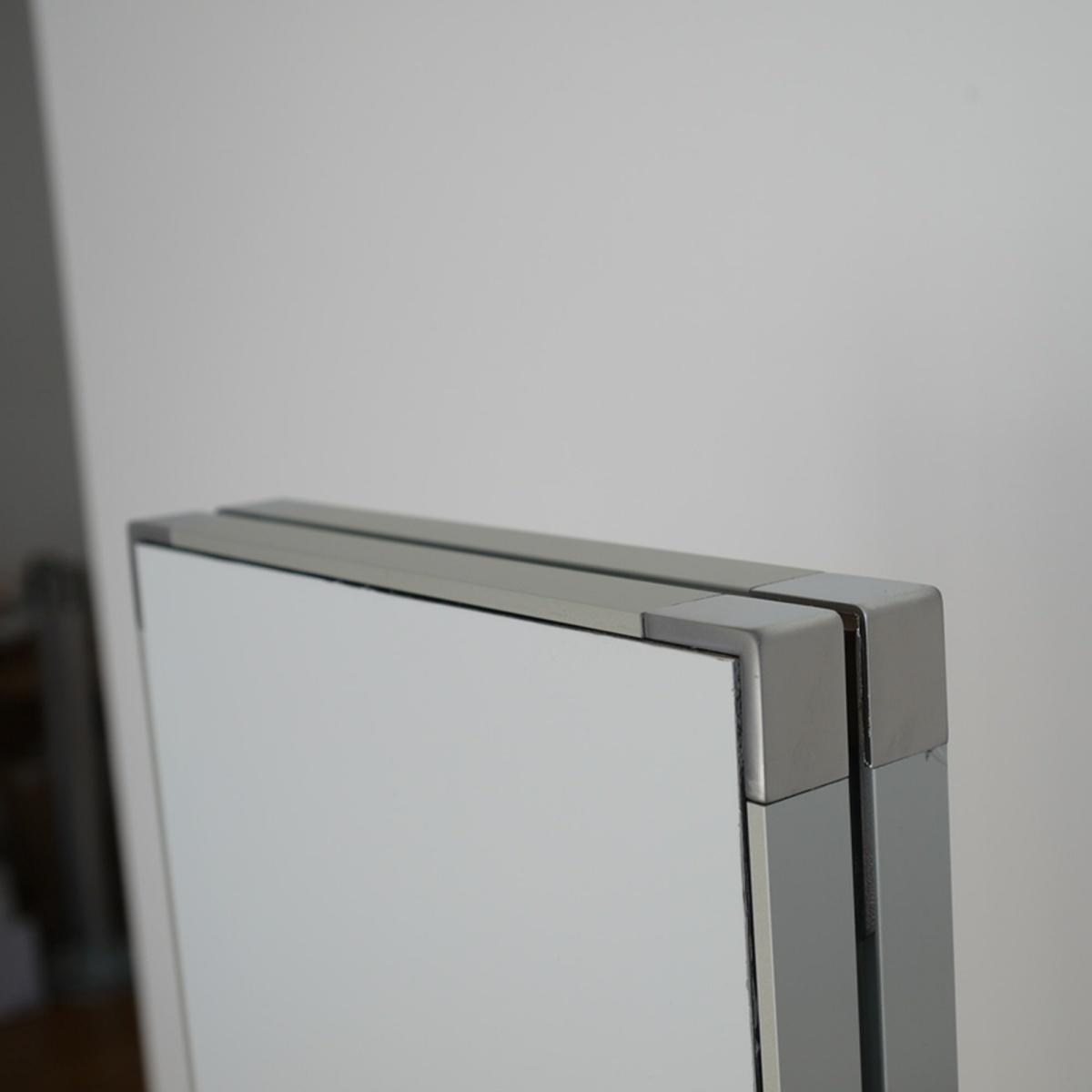 Totem da Terra Superficie Piana Totem da Terra Superficie Piana