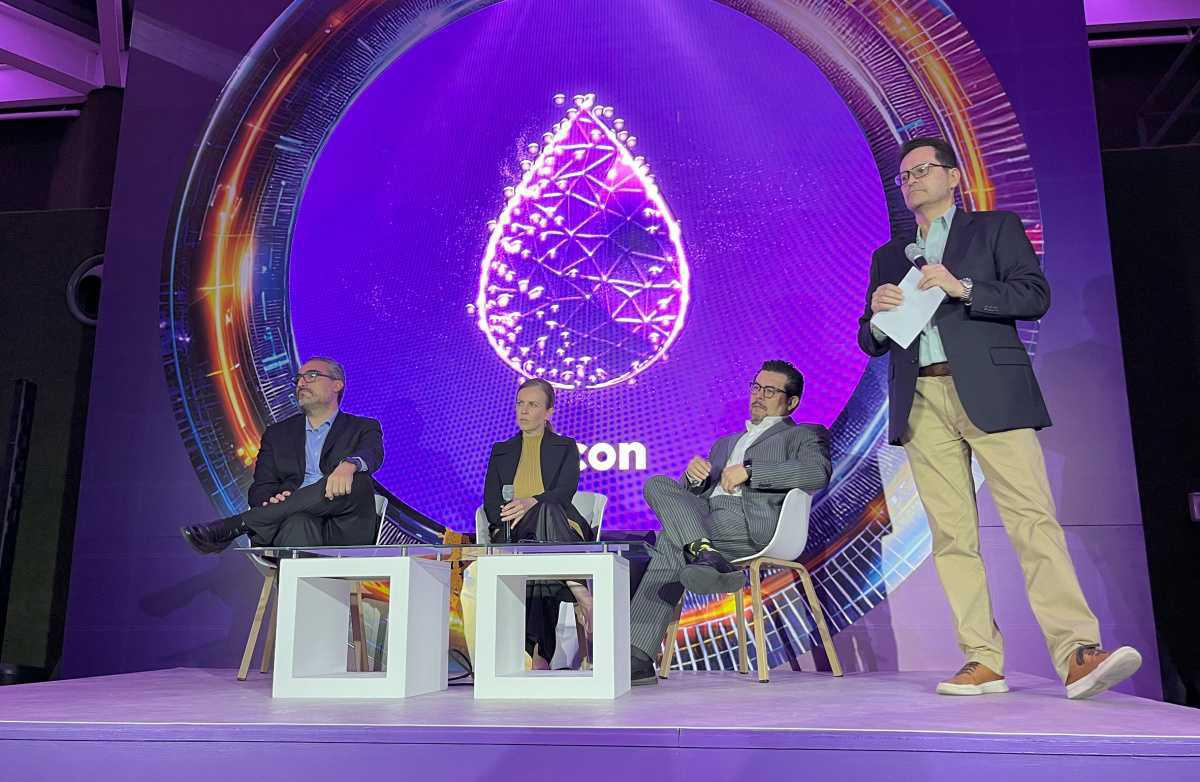 Alcon lanza Systane™ COMPLETE SP: una solución avanzada para el ojo seco Alcon lanza Systane™ COMPLETE SP: una solución avanzada para el ojo seco