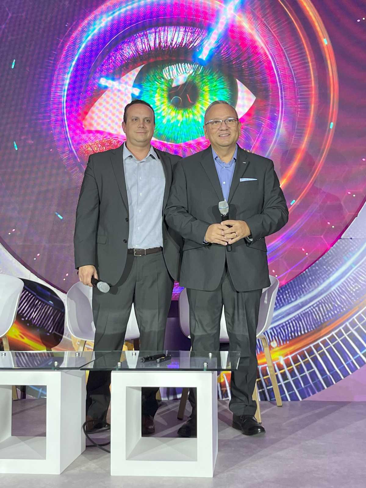 Alcon lanza Systane™ COMPLETE SP: una solución avanzada para el ojo seco Alcon lanza Systane™ COMPLETE SP: una solución avanzada para el ojo seco