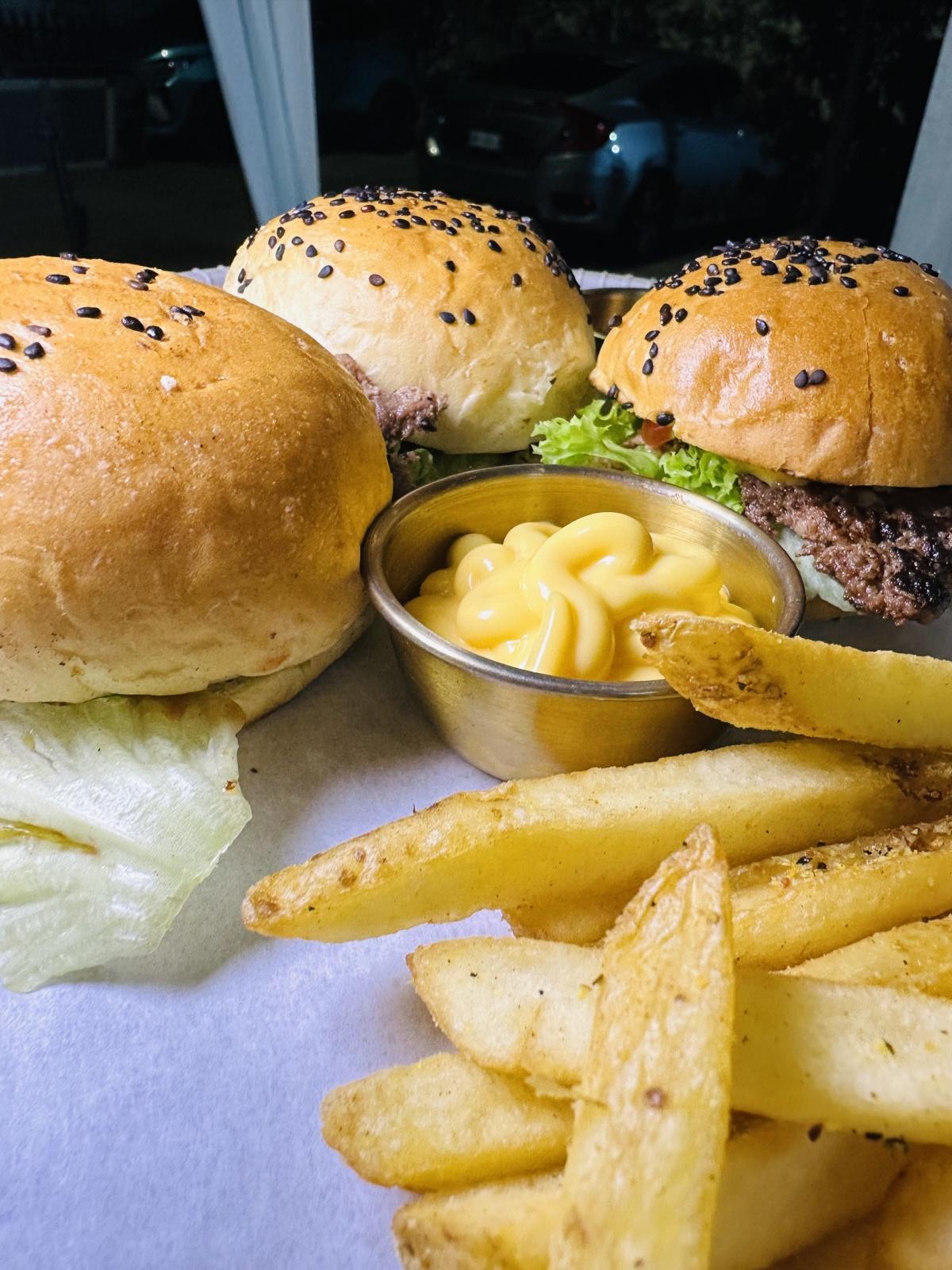 Lucho’s Burger Wings Lucho’s Burger Wings