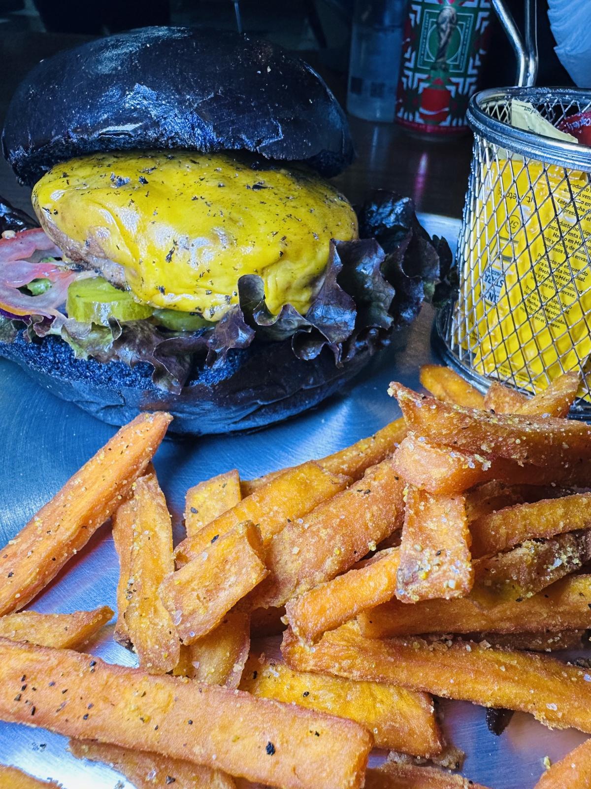 La Mera Burguer La Mera Burguer