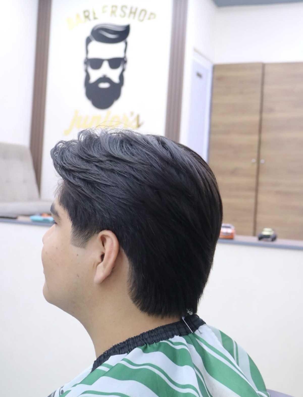 Junior's Barber Shop Junior's Barber Shop