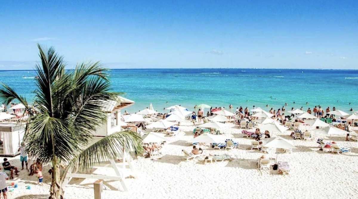 Playa Mamitas
