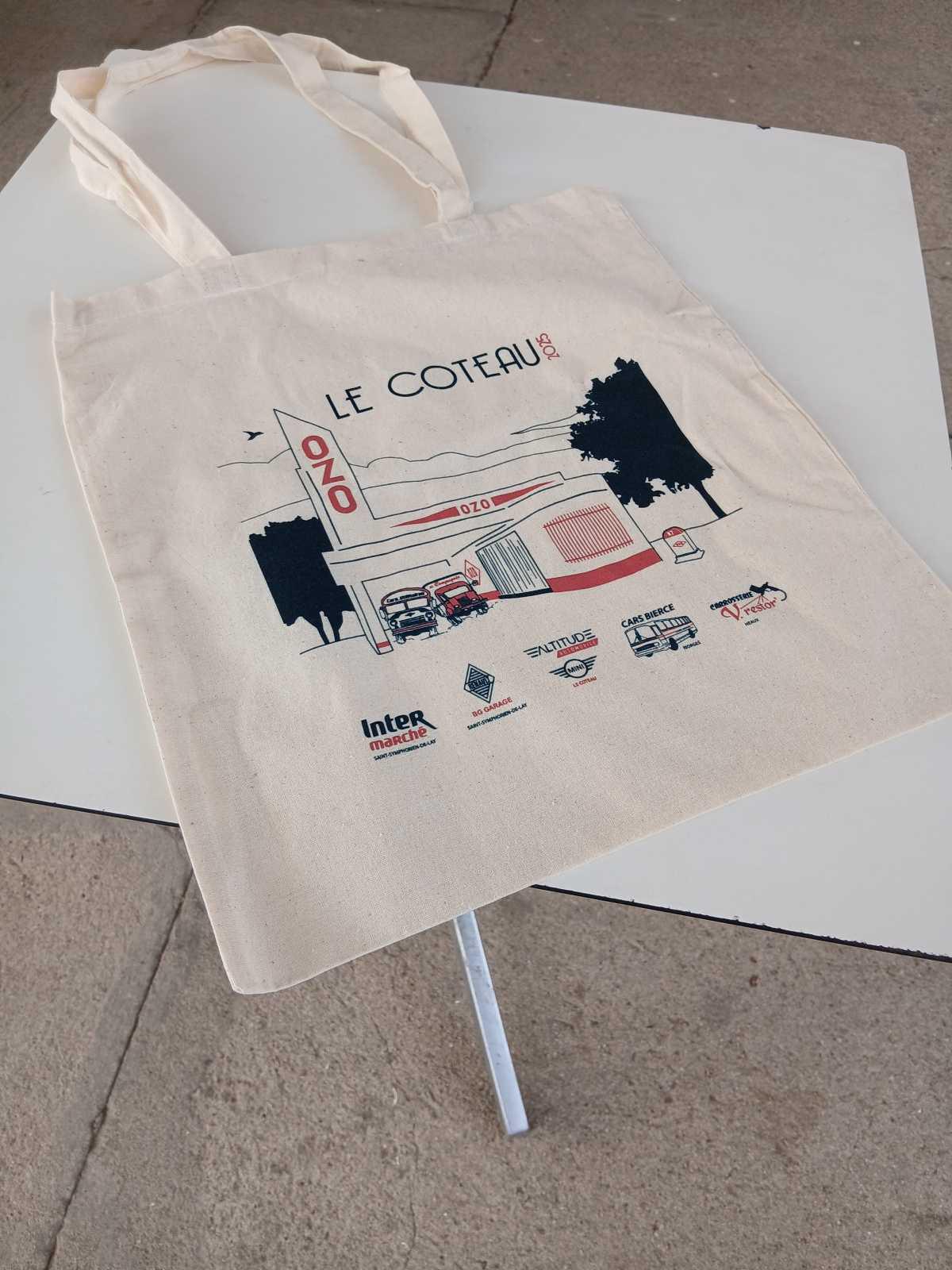 Tote bag