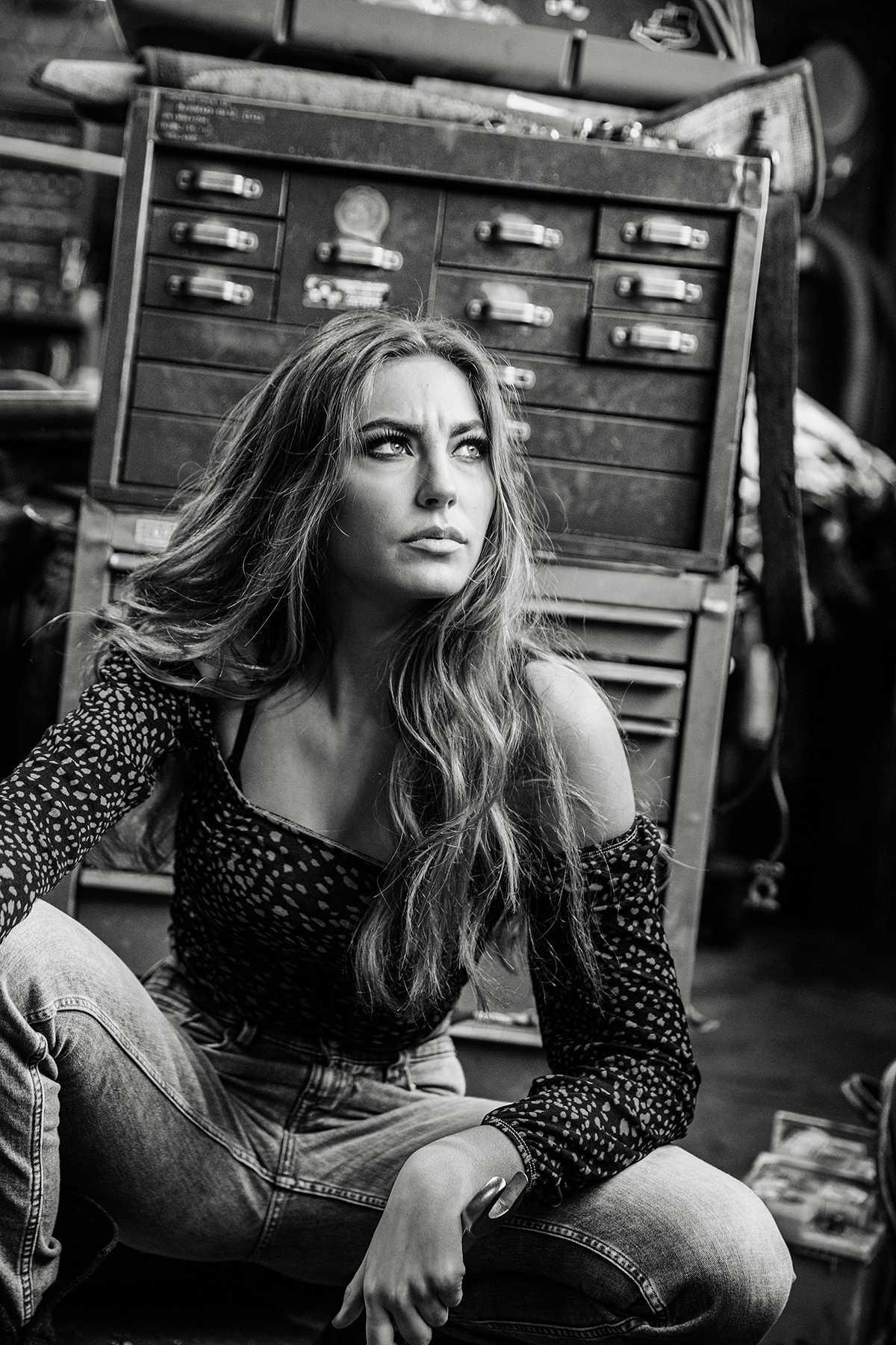 Garage Girl