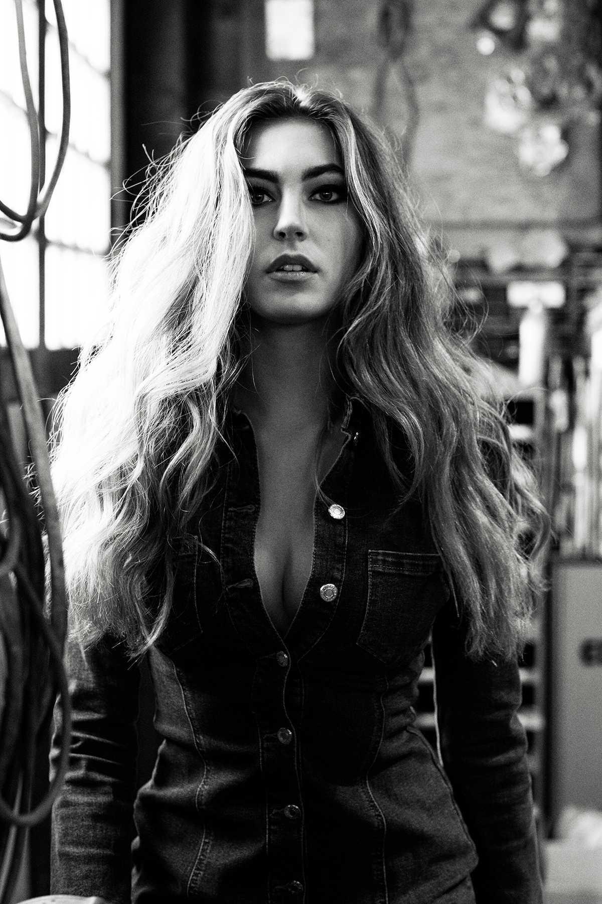 Garage Girl
