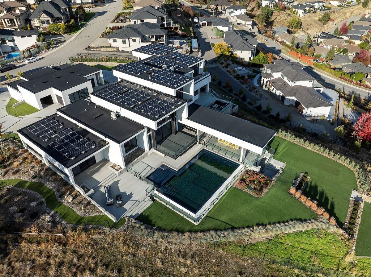 Les Deux Pins: An Architectural Masterpiece by All Elements