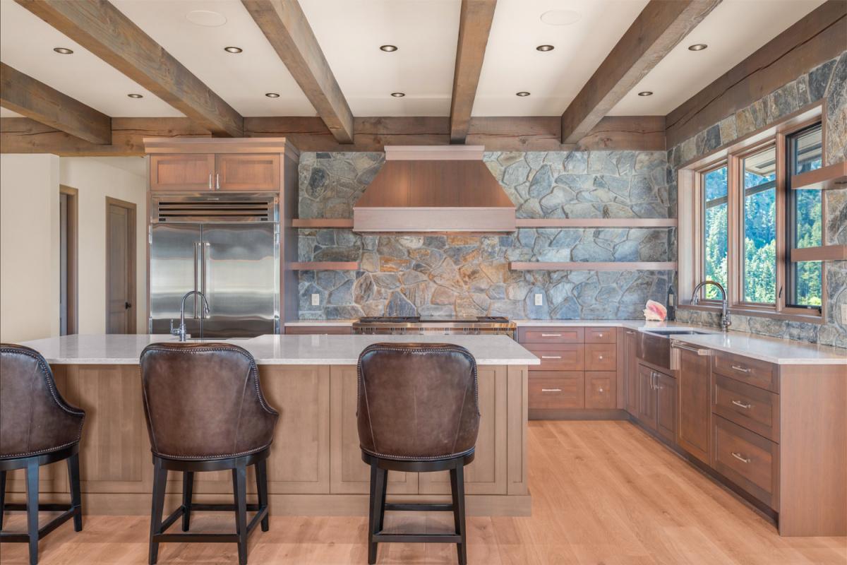 8399 Bench Row Road: A Jewel of Okanagan Living
