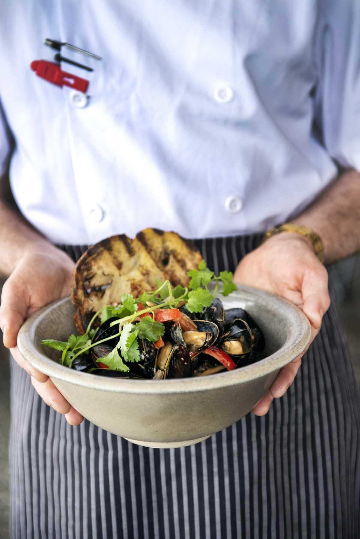 BOOM + BATTEN: Harbourfront Magic Paired with BC Wine Legends BOOM + BATTEN: Harbourfront Magic Paired with BC Wine Legends