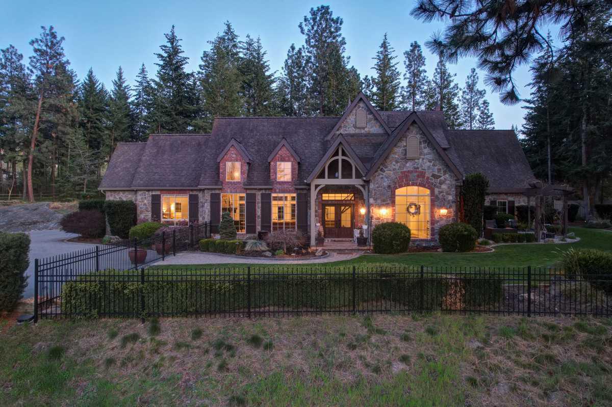 Redefining Real Estate Through Connection, Care, and Expertise