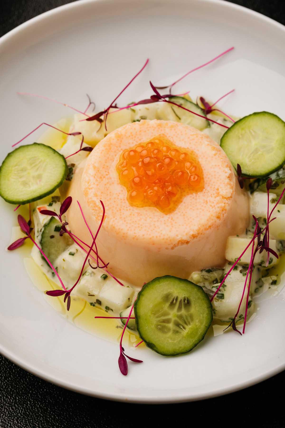 Ordering with Curiosity