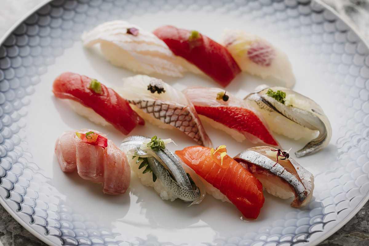 From Frigid Waters
to Refined Plates From Frigid Waters
to Refined Plates