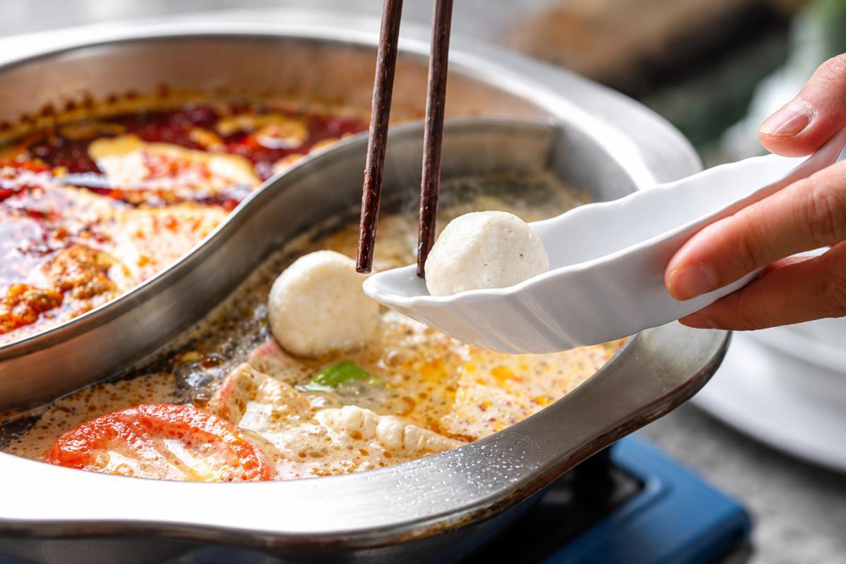 The Best Hotpot in South Africa? Come hungry, bring friends: inside Cyrildene’s Chong Qing Hotpot The Best Hotpot in South Africa? Come hungry, bring friends: inside Cyrildene’s Chong Qing Hotpot