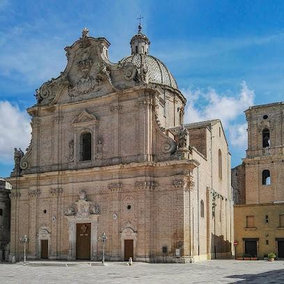 Parrocchia SS. Rosario - Basilica Pontificia Minore - Parish of the Most Holy Rosary – Pontifical Minor Basilica