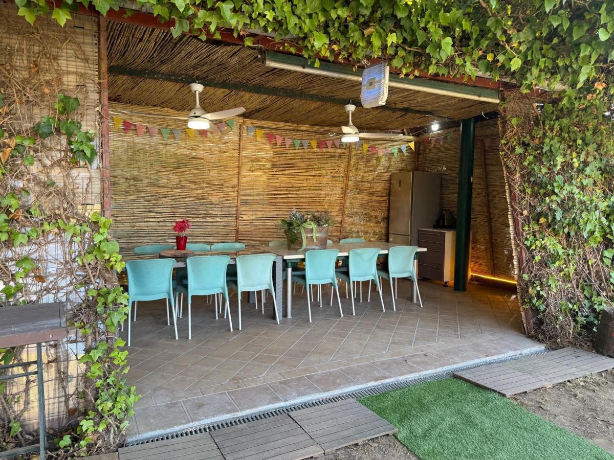 Mas Robert. Un espacio de ocio, celebraciones familiares en un entorno tranquilo Mas Robert. Un espacio de ocio, celebraciones familiares en un entorno tranquilo