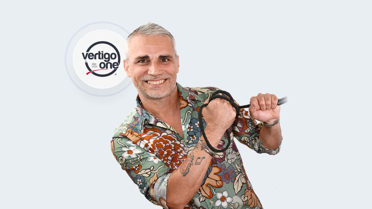 CAFFÈ DELLA SINA Tutti i WeekEnd . . . Venerdì & Sabato CAFFÈ DELLA SINA Tutti i WeekEnd . . . Venerdì & Sabato