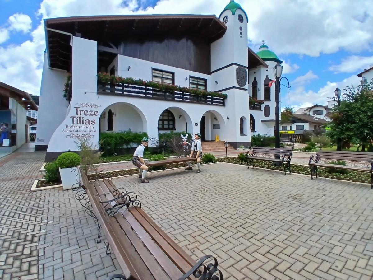 Praça Central Ministro Andreas Thaler Praça Central Ministro Andreas Thaler