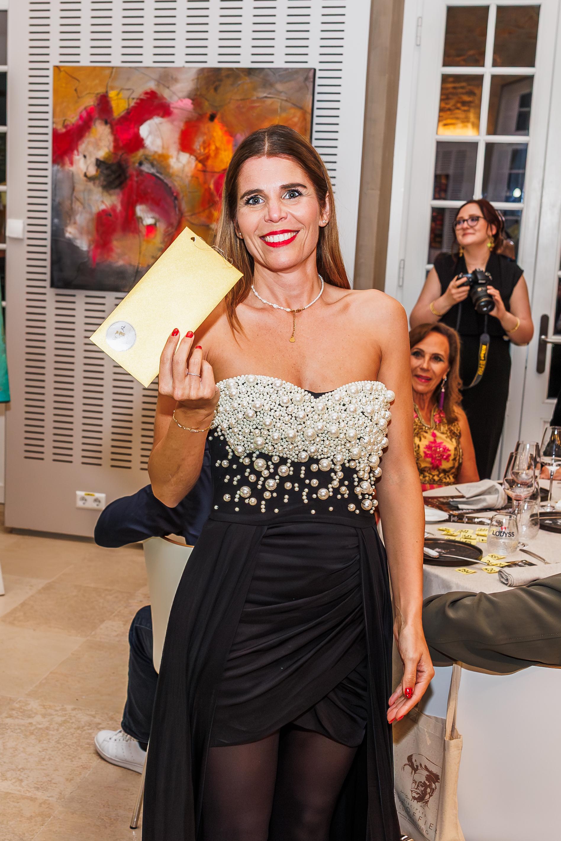 Elise présentatrice