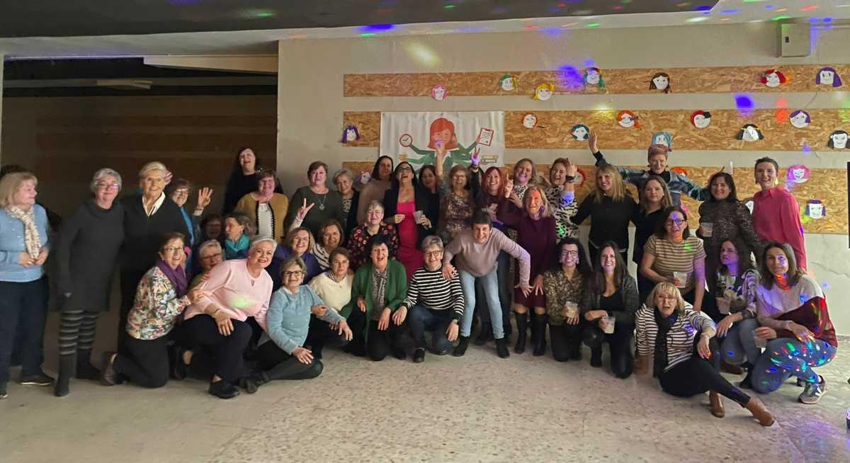 WOMEN’S ASSOCIATION OF VIVER: TOGETHER WE GROW! WOMEN’S ASSOCIATION OF VIVER: TOGETHER WE GROW!