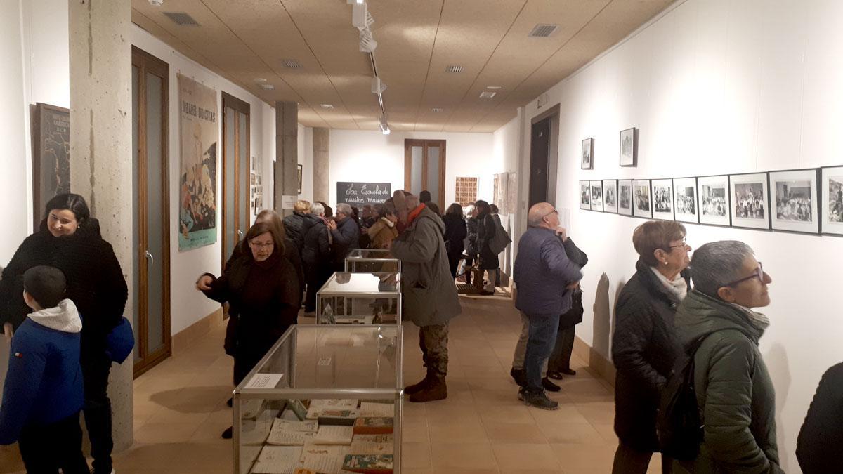 Exhibition of the senior school of Viver