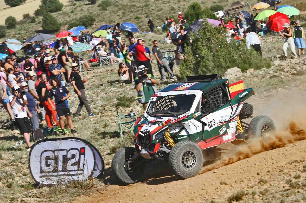 Más de medio centenar de equipos en la gran fiesta del motor de Utiel