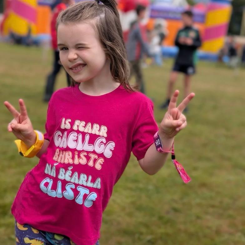 Clothing firm founders urge Irish people to take pride in their language 