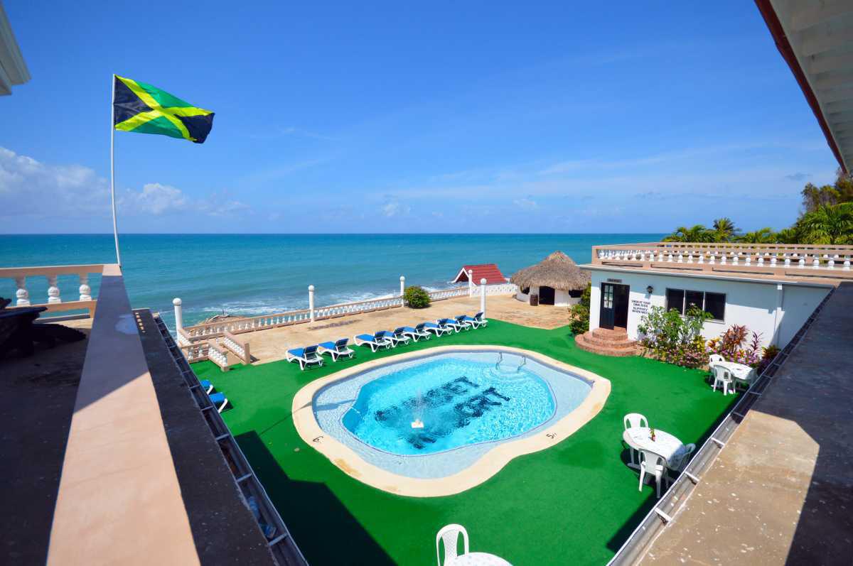 Sunset Resort and Villas, Treasure Beach