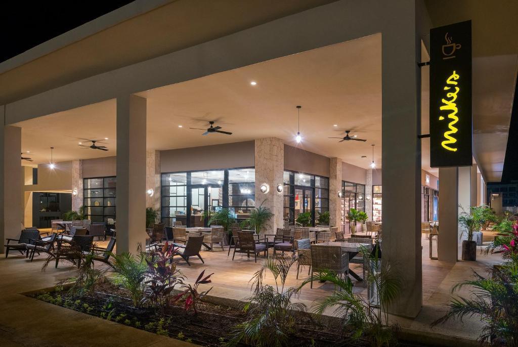 Ocean Coral Spring Resort, Falmouth Ocean Coral Spring Resort, Falmouth