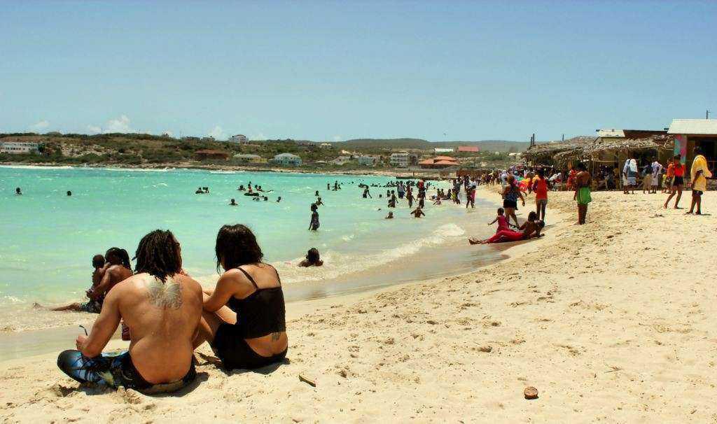 Hellshire Beach, Kingston