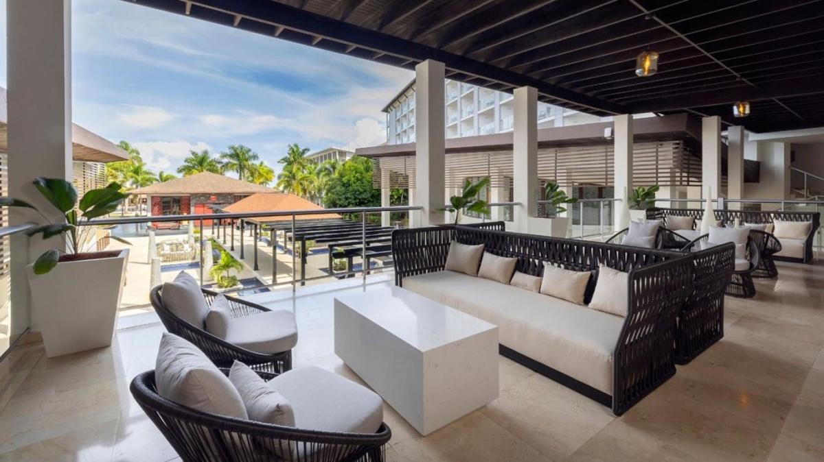 Hideaway at Royalton Blue Waters, Montego Bay