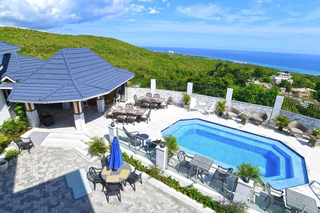 Beyond The Sea Boutique Hotel