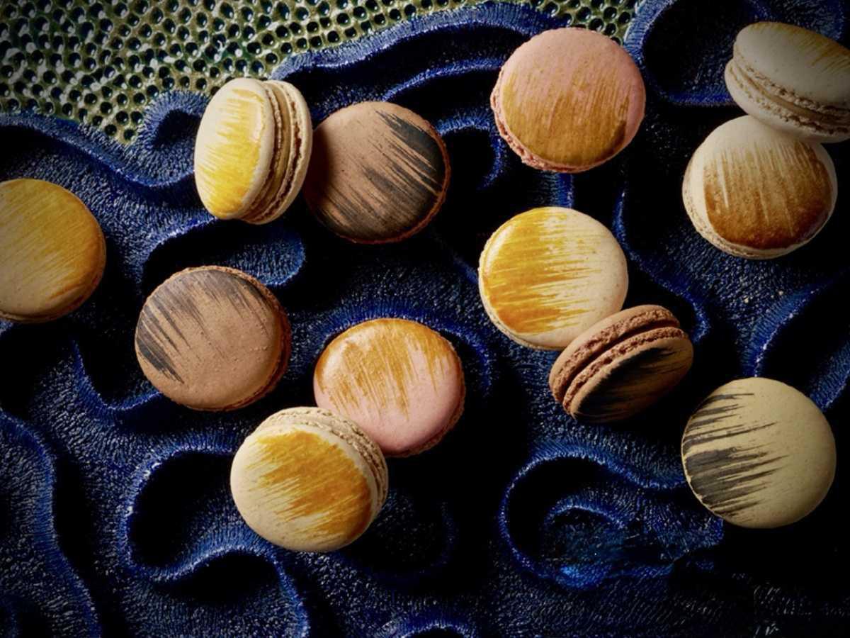 Pierre Hermé Plonge dans les "Abysses" pour une Collection de Noël 2025 Océanique et Engagée