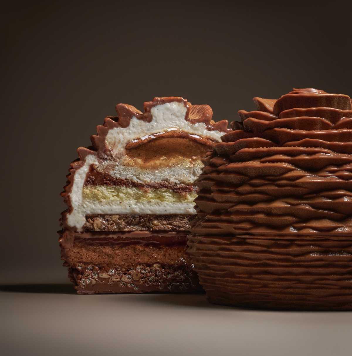 La Nature Hivernale Capturée dans la Bûche de Noël du Peninsula Paris