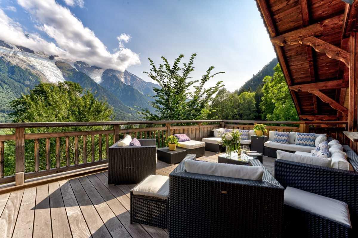 BO HOUSE à Courchevel : Quand le luxe alpin s'allie à la conscience écologique BO HOUSE à Courchevel : Quand le luxe alpin s'allie à la conscience écologique