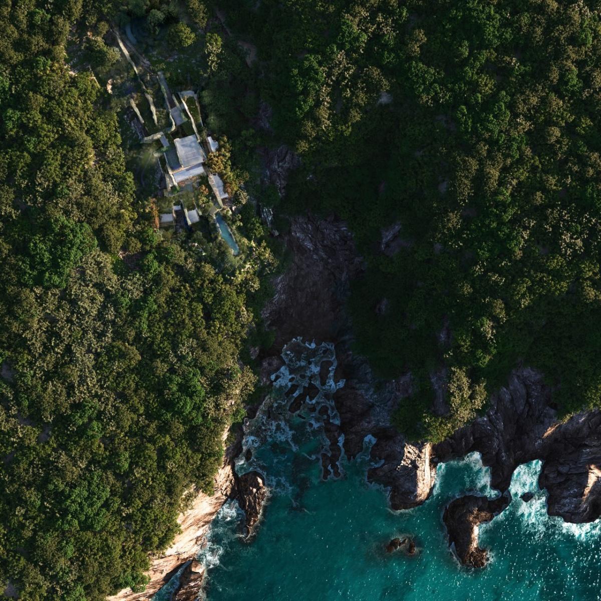 Jean Nouvel Dévoile "Not a Hotel": Une Villa Écologique Révolutionnaire au Cœur d'un Sanctuaire Japonais Jean Nouvel Dévoile "Not a Hotel": Une Villa Écologique Révolutionnaire au Cœur d'un Sanctuaire Japonais