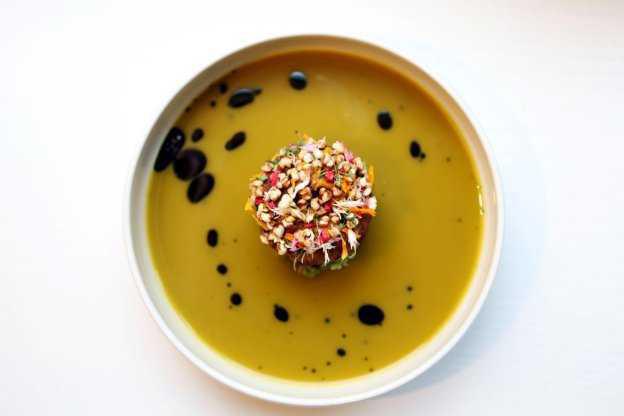 Vilnius : Quand la forêt s’invite à la table étoilée, la Gastronomie se met au vert Vilnius : Quand la forêt s’invite à la table étoilée, la Gastronomie se met au vert