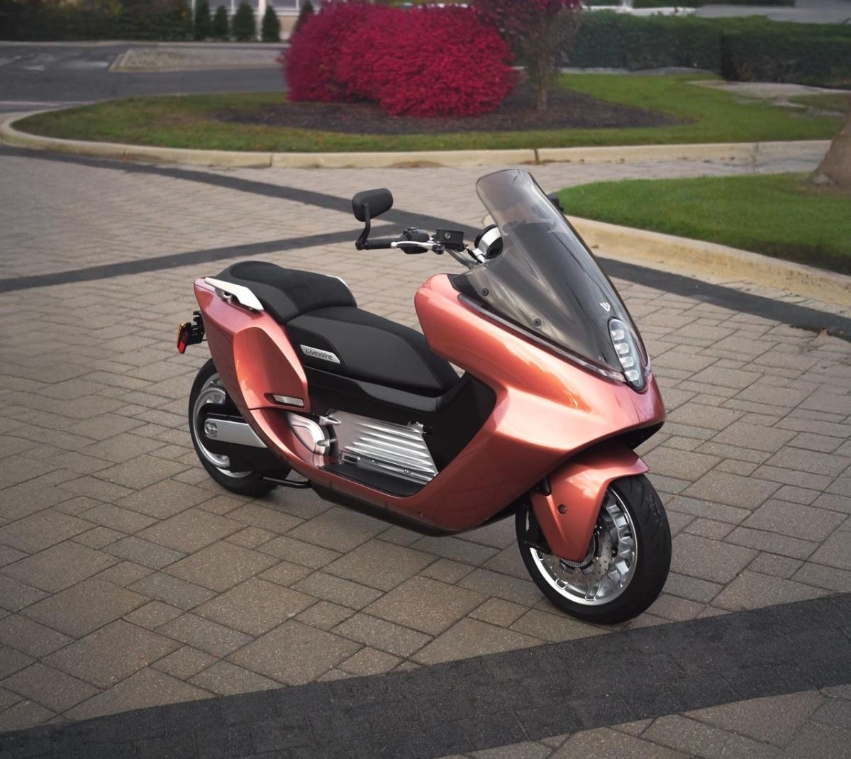 Eicma : Livewire dévoile son maxi scooter électrique Eicma : Livewire dévoile son maxi scooter électrique