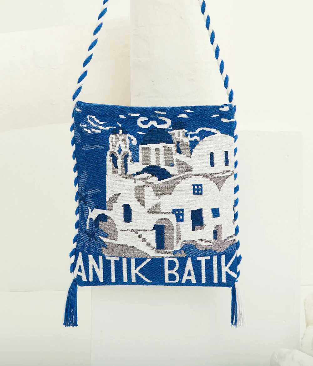 Les Sacs Brodés Antik Batik : L'âme du voyage cousue main Les Sacs Brodés Antik Batik : L'âme du voyage cousue main