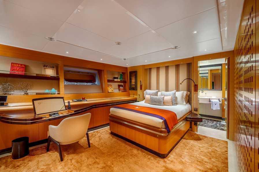 Jumeirah met le cap sur le yachting avec l’emblématique Maltese Falcon