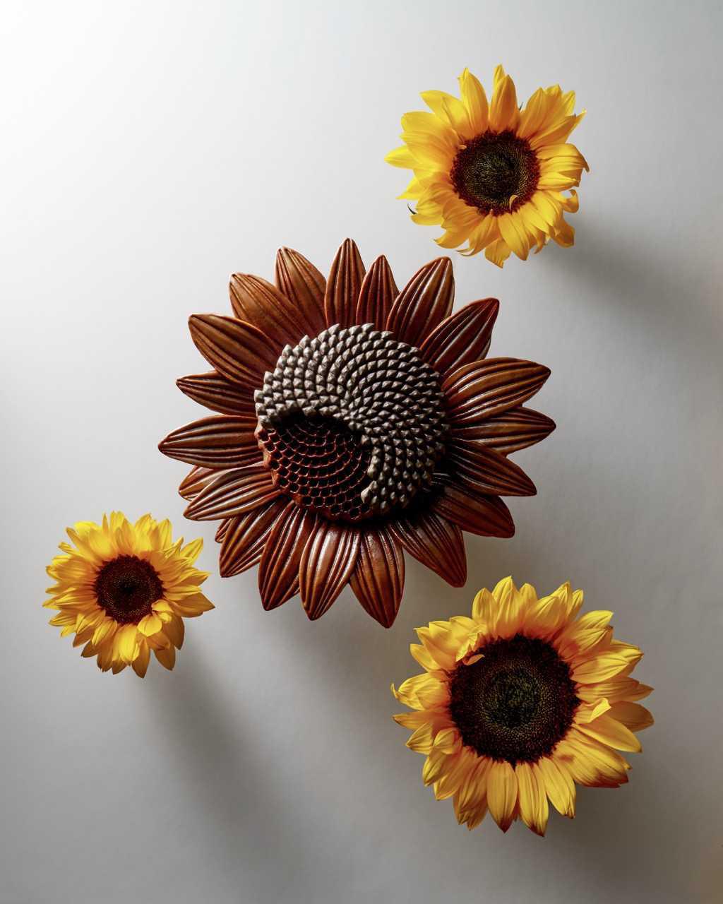 « Fleur de Lumière », l’Ode Printanière d’Anne Coruble au Peninsula Paris « Fleur de Lumière », l’Ode Printanière d’Anne Coruble au Peninsula Paris