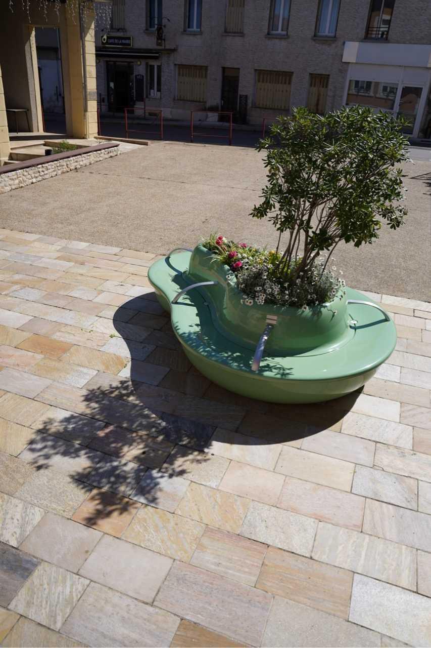 Rainbeau : Quand le mobilier transforme la pluie en oasis urbaines Rainbeau : Quand le mobilier transforme la pluie en oasis urbaines