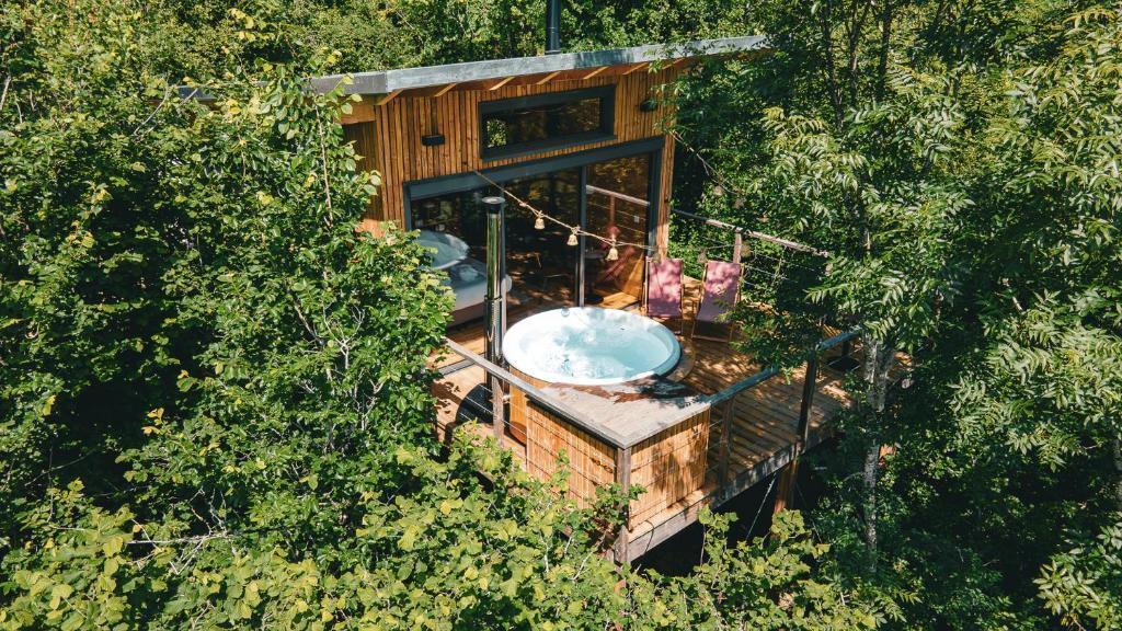 Les Coteaux Lodges : neuf cabanes perchées dans les arbres du Lot-et-Garonne