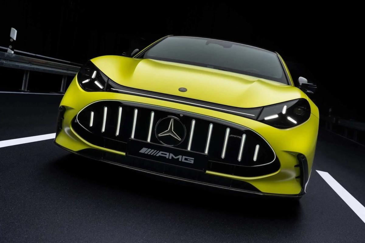 Mercedes-AMG GT Coupé 4 Portes : Le monstre d’Affalterbach passe au vert