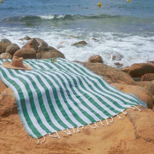 By Foutas : les serviettes tunisiennes qui réinventent la sortie de bain